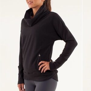 Lululemon Run: Rest Day Pullover